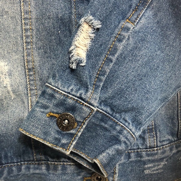 Boho Denim Jacket Graphic Distressed Size M - Picture 8 of 9